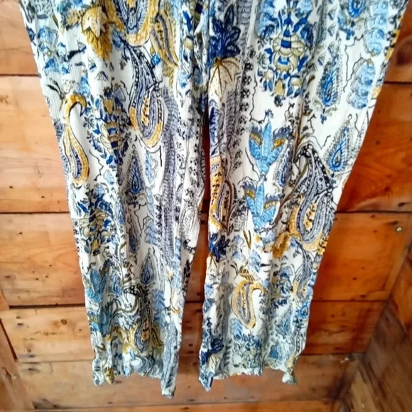 Maurices Pants Womens 1X NWT Boho Print Wide Leg Flowy Paisley Floral Vacation - Picture 3 of 9